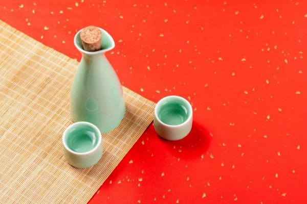 2025股票配资 黄酒高端化：蜜糖还是砒霜？